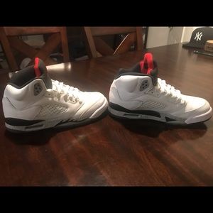 🔥AIR JORDAN RETRO 5 WHITE CEMENT 🔥